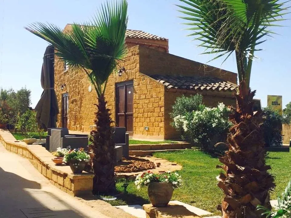 Villa Hera Agrigento 0*,